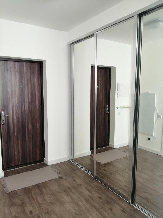 чудова, стильна студія біля вднг Apartment *